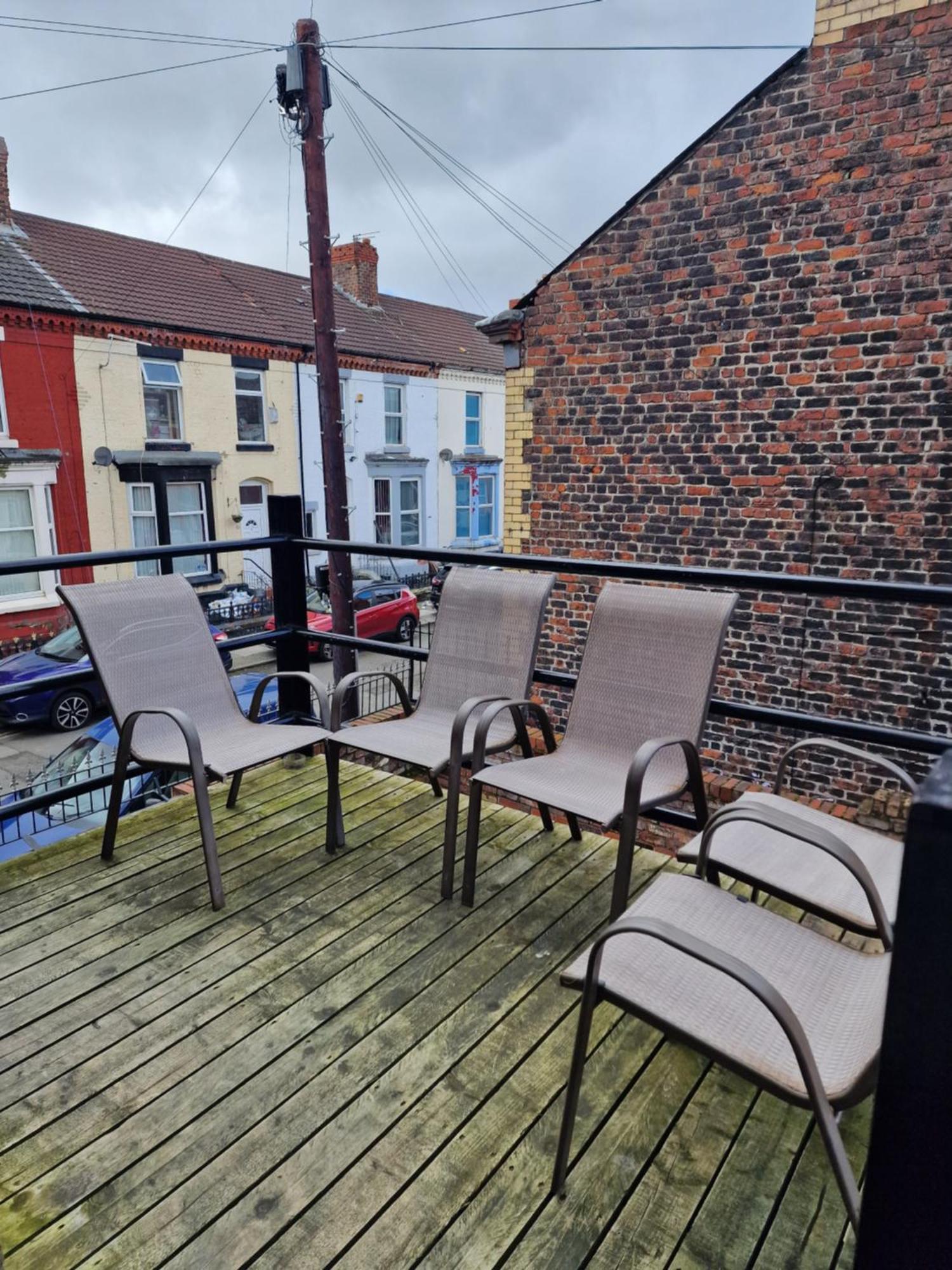 Beautiful Double Bedroom Liverpool Exterior foto